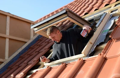 Pose de fenêtres de toit Velux à Riboux